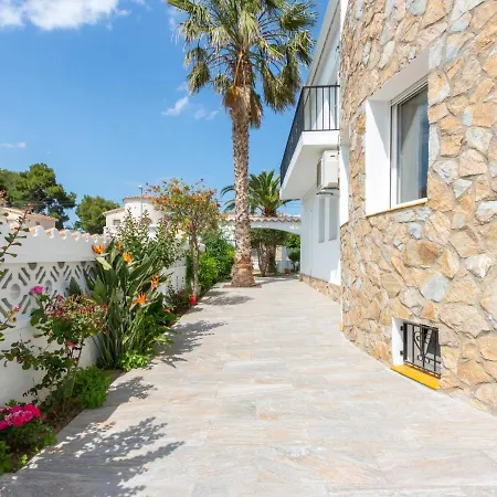 Holiday Peni By Interhome